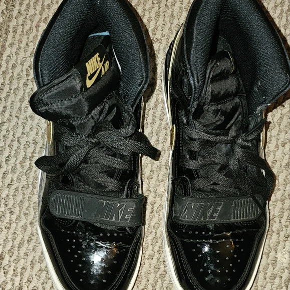 Men shoe - Picture 1 of 4